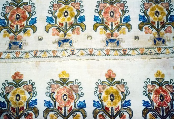Framed Print : Turkey Gold Thread Embroidery Framed Print : Turkey Gold Thread Embroidery