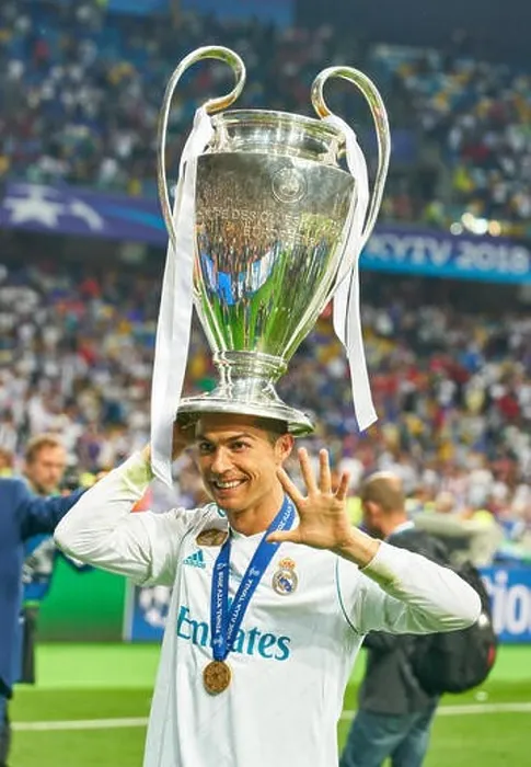 Framed Print : UEFA Champions League Finale, Soccer, Kiev, May 26, 2018 Cristiano RONALDO, Real Madrid 7 celebration 5th title with trophy REAL MADRID - FC Framed Print : UEFA Champions League Finale, Soccer, Kiev, May 26, 2018 Cristiano RONALDO, Real Madrid 7 celebration 5th title with trophy REAL MADRID - FC