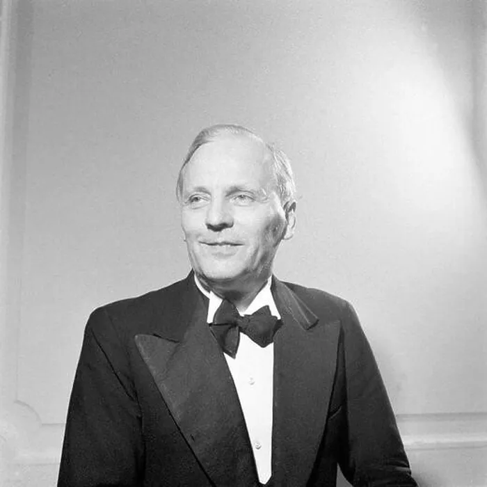 Framed Print : The Upper Austrian Governor Heinrich Gleissner ca. 20 January 1951 Framed Print : The Upper Austrian Governor Heinrich Gleissner ca. 20 January 1951