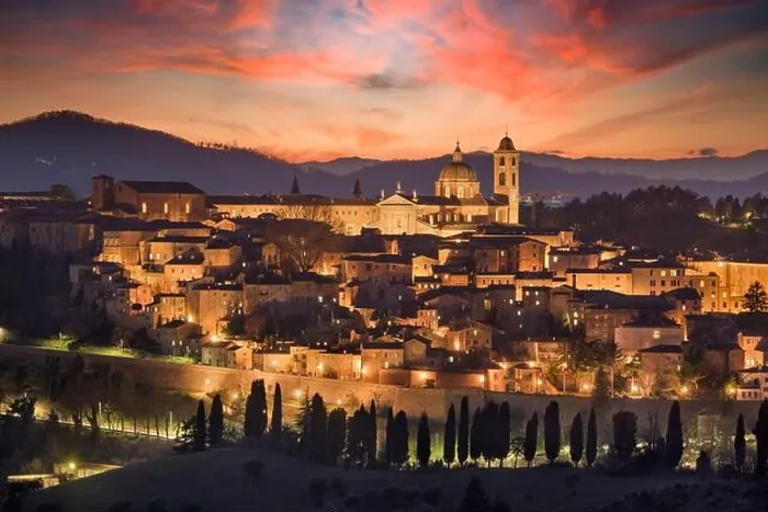 Framed Print : Urbino, Italy medieval walled city in the Marche region at twilight Framed Print : Urbino, Italy medieval walled city in the Marche region at twilight