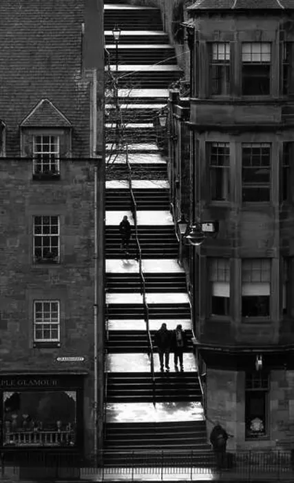 Framed Print : The Vennel steps that lead from The Grassmarket to Brown's place in Edinburgh's Old Town Framed Print : The Vennel steps that lead from The Grassmarket to Brown's place in Edinburgh's Old Town
