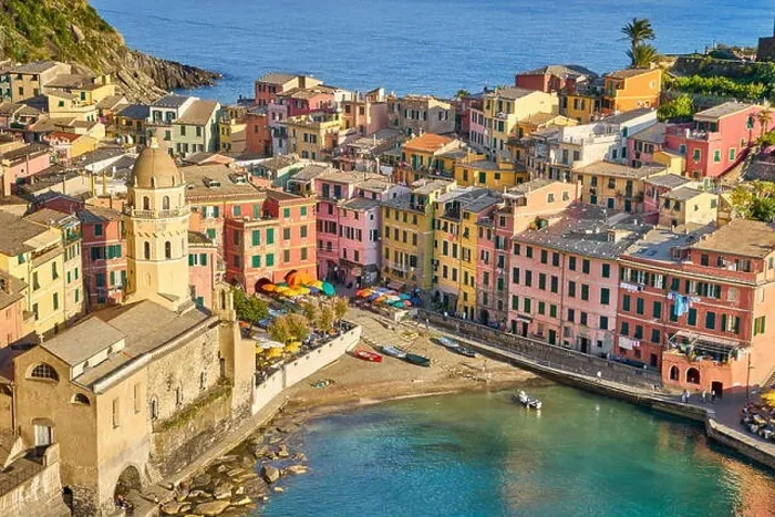 Framed Print : Vernazza, Cinque Terre National Park, Liguria, Italy, UNESCO Framed Print : Vernazza, Cinque Terre National Park, Liguria, Italy, UNESCO
