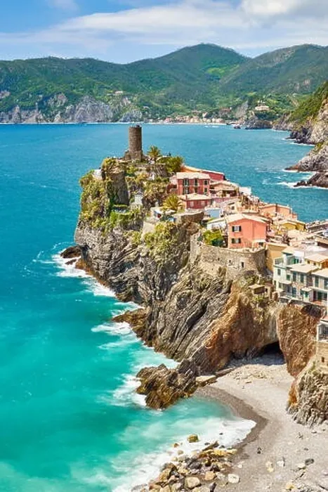 Framed Print : Vernazza, Cinque Terre National Park, Liguria, Italy, UNESCO Framed Print : Vernazza, Cinque Terre National Park, Liguria, Italy, UNESCO