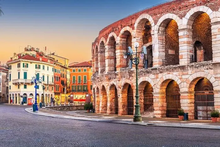 Framed Print : Verona, Italy with the Verona Arena, an ancient roman ampitheater Framed Print : Verona, Italy with the Verona Arena, an ancient roman ampitheater
