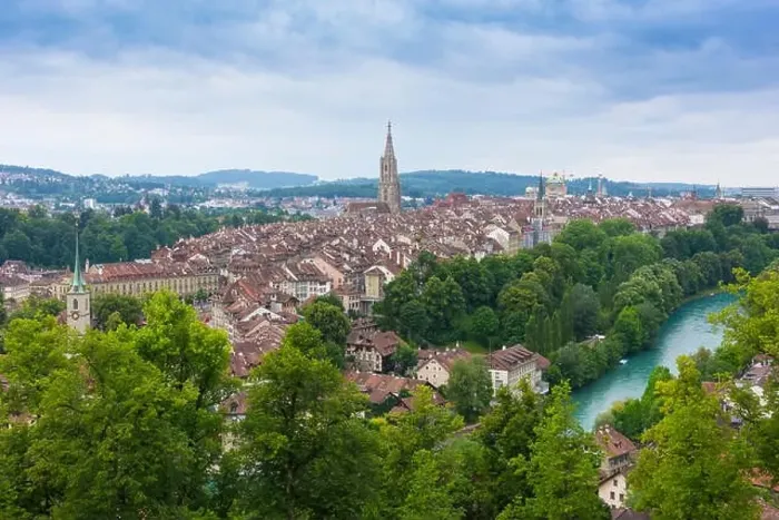 Framed Print : View on Bern old town with Aare loop, Bern, Canton Bern, Switzerland Framed Print : View on Bern old town with Aare loop, Bern, Canton Bern, Switzerland