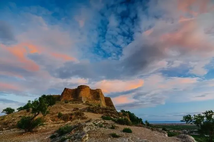 Framed Print : View on the castle Sagunto during sunny day and cloudy sunset Framed Print : View on the castle Sagunto during sunny day and cloudy sunset