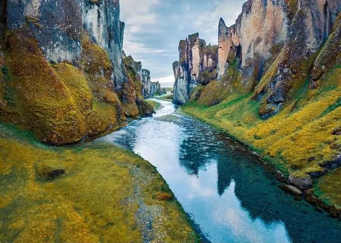 Framed Print : View from flying drone of Fjadrargljufur canyon and river Framed Print : View from flying drone of Fjadrargljufur canyon and river