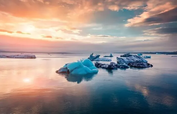 Framed Print : View from flying drone of floating of blue icebergs in Jokulsarlon Glacier Lagoon Framed Print : View from flying drone of floating of blue icebergs in Jokulsarlon Glacier Lagoon