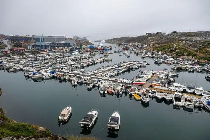 Framed Print : View over the harbour of Ilulissat, Western Greenland, Denmark, Polar Regions Framed Print : View over the harbour of Ilulissat, Western Greenland, Denmark, Polar Regions