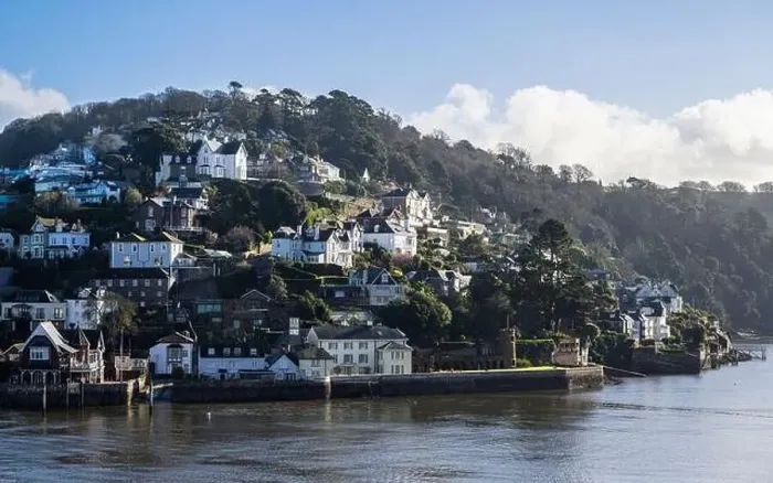 Framed Print : View of Kingswear from Dartmouth over River Dart, Devon, England, Europe Framed Print : View of Kingswear from Dartmouth over River Dart, Devon, England, Europe