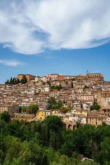 Framed Print : View of Loreto Aprutino, historic town in Pescara province, Abruzzo, Italy Framed Print : View of Loreto Aprutino, historic town in Pescara province, Abruzzo, Italy