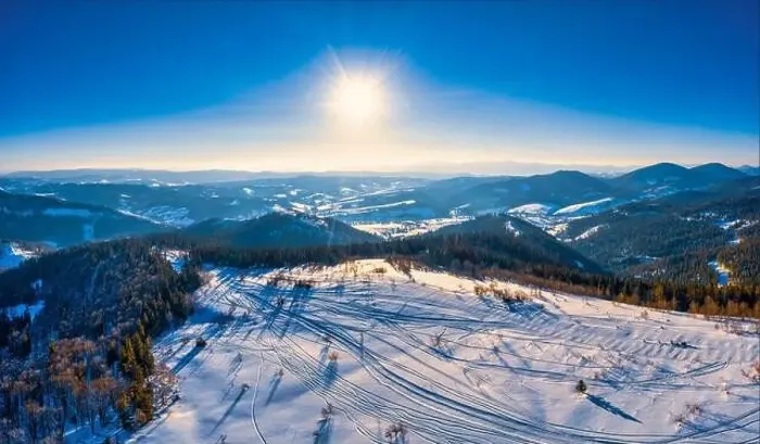 Framed Print : Top view of mesmerizing view of the ski slope Framed Print : Top view of mesmerizing view of the ski slope