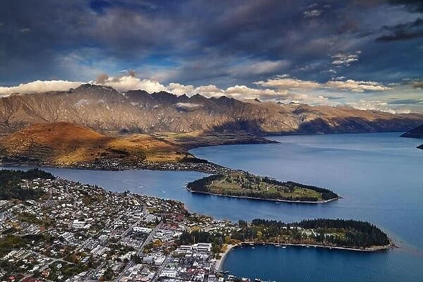 View of Queenstown, Wakatipu Lake and Remarkables Mountains, New Zealand