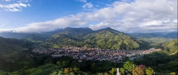 Framed Print : View of the Town of Jardin, Antioquia on a Sunny Day Framed Print : View of the Town of Jardin, Antioquia on a Sunny Day