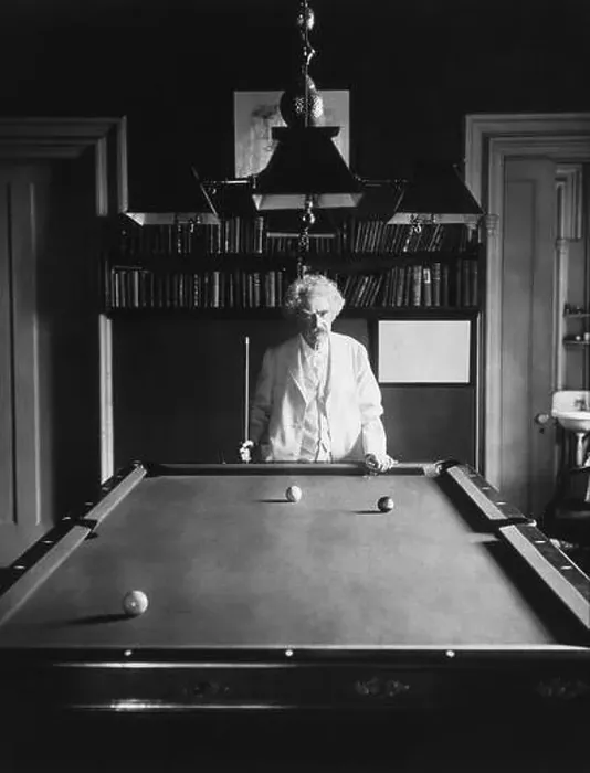 Framed Print : Vintage photo of American writer and humourist Samuel Langhorne Clemens (1835 – 1910) Framed Print : Vintage photo of American writer and humourist Samuel Langhorne Clemens (1835 – 1910)