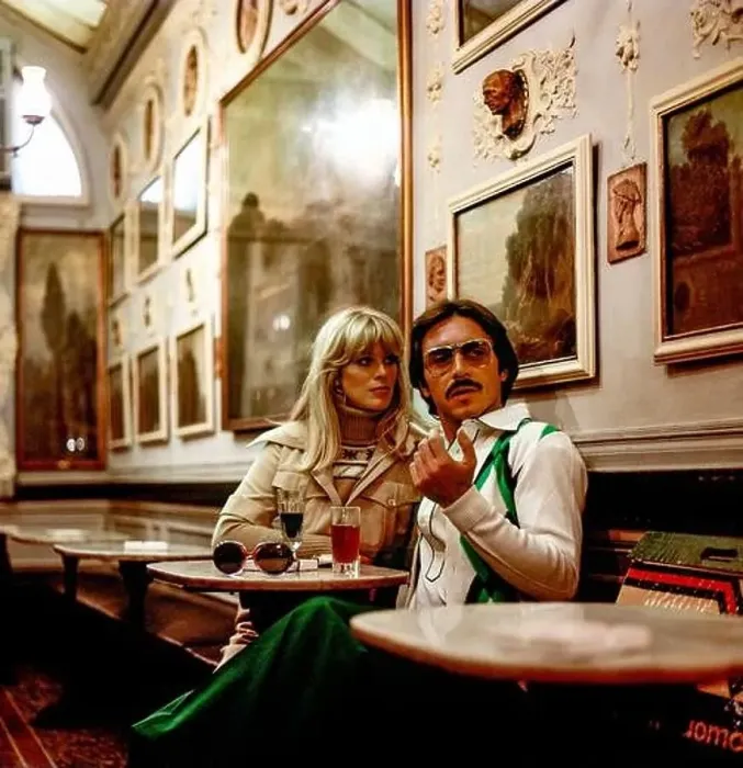 Framed Print : Vintage Rome 1970s, stylish couple having a drink inside Antico Caffé Greco cafe, Italy, Europe Framed Print : Vintage Rome 1970s, stylish couple having a drink inside Antico Caffé Greco cafe, Italy, Europe