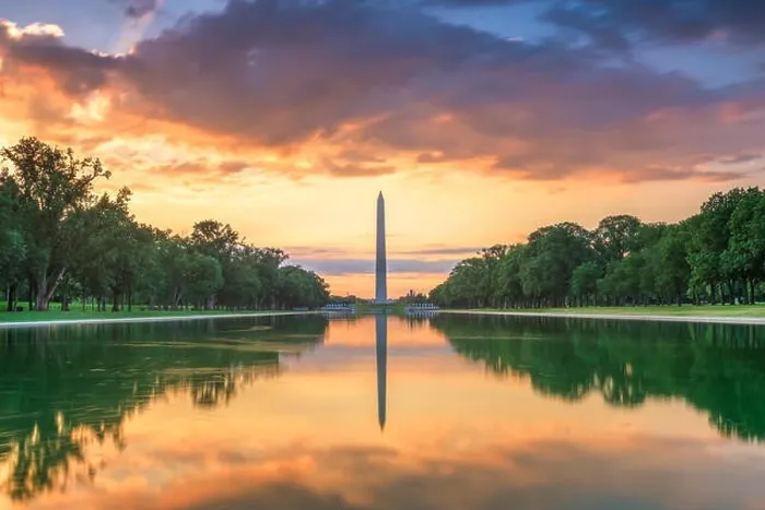 Framed Print : Washington Monument on the Reflecting Pool in Washington, D.C. USA at dawn Framed Print : Washington Monument on the Reflecting Pool in Washington, D.C. USA at dawn