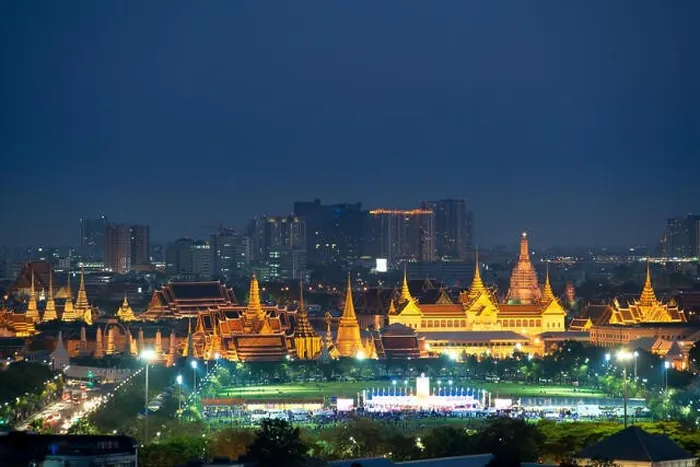 Framed Print : Wat Phra Kaew and Grand palace in Bangkok, Thailand. Wat Phra Kaew is famous temple in Thailand Framed Print : Wat Phra Kaew and Grand palace in Bangkok, Thailand. Wat Phra Kaew is famous temple in Thailand