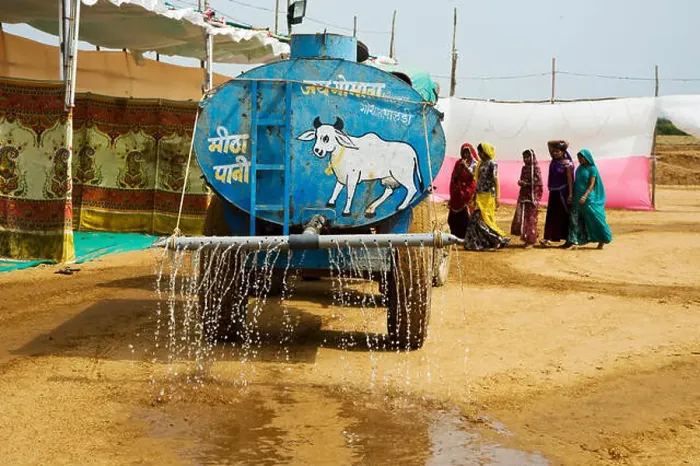 Framed Print : Water tanker, pathmeda, godham, rajasthan, india, asia Framed Print : Water tanker, pathmeda, godham, rajasthan, india, asia