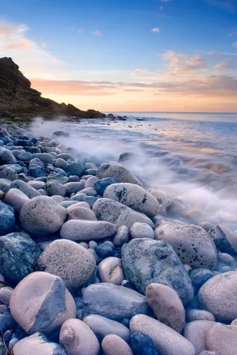 Framed Print : Waves washing up on rocky beach Framed Print : Waves washing up on rocky beach
