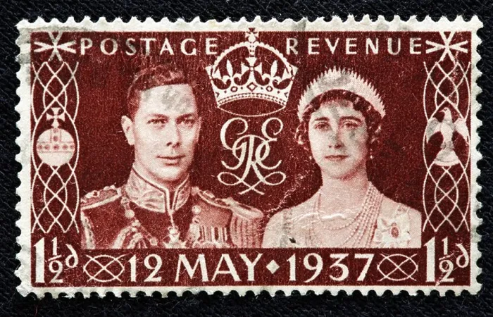 Framed Print : Wedding of King George VI of the UK (1936-1952) and Elizabeth Bowes Lyon (Queen Mother), 12 May 1937, postage stamp, UK Framed Print : Wedding of King George VI of the UK (1936-1952) and Elizabeth Bowes Lyon (Queen Mother), 12 May 1937, postage stamp, UK