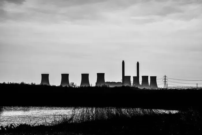 Framed Print : West Burton Power Station, Nottinghamshire UK Framed Print : West Burton Power Station, Nottinghamshire UK