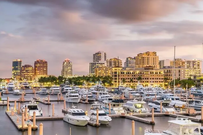 Framed Print : West Palm Beach, Florida, USA downtown skyline on the Intracoastal Waterway at dusk Framed Print : West Palm Beach, Florida, USA downtown skyline on the Intracoastal Waterway at dusk