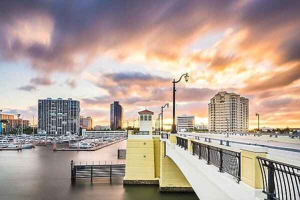 West Palm Beach, Florida, USA skyline on the Intracoastal Waterway at twilight