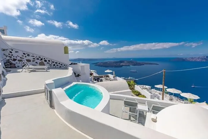 Framed Print : White architecture on Santorini island, Greece. Swimming pool in luxury hotel. Beautiful view on the sea, summer vacation, travel destination stunning Framed Print : White architecture on Santorini island, Greece. Swimming pool in luxury hotel. Beautiful view on the sea, summer vacation, travel destination stunning