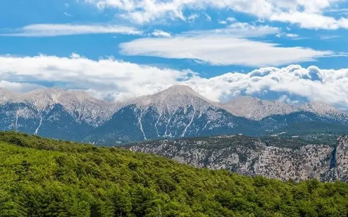 Framed Print : The White Mountains (Ak daglar) rise in Antalya, and between Fethiye and Kas in the Mediterranean region of Turkey Framed Print : The White Mountains (Ak daglar) rise in Antalya, and between Fethiye and Kas in the Mediterranean region of Turkey