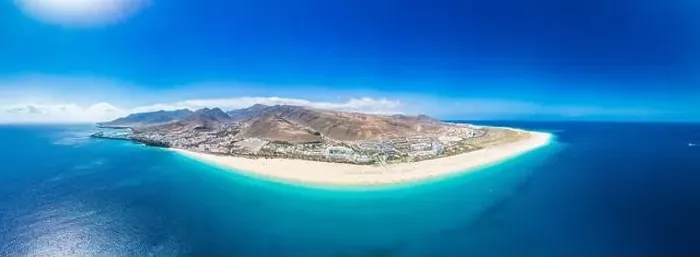 Framed Print : White sandy beach and blue water in Morro Jable, south of Fuerteventura, Canary islands, Spain Framed Print : White sandy beach and blue water in Morro Jable, south of Fuerteventura, Canary islands, Spain