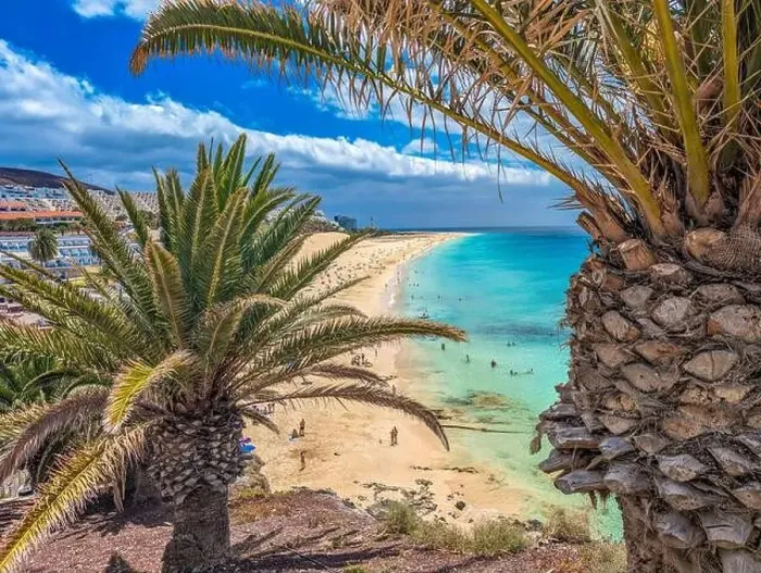 Framed Print : White sandy beach and blue water in Morro Jable, south of Fuerteventura, Canary islands, Spain Framed Print : White sandy beach and blue water in Morro Jable, south of Fuerteventura, Canary islands, Spain