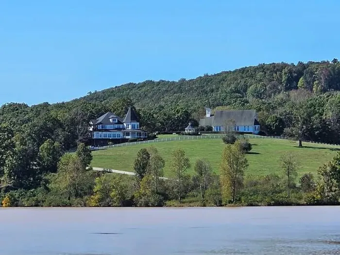 Framed Print : Whitestone Inn, Watts Bar Lake Framed Print : Whitestone Inn, Watts Bar Lake