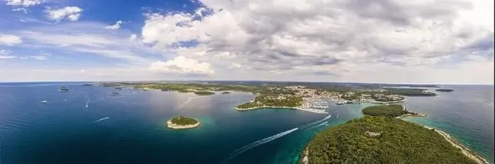 Framed Print : Wide angle panoramic drone picture over shore and islands along adriatic coast of Vrsar in summer Framed Print : Wide angle panoramic drone picture over shore and islands along adriatic coast of Vrsar in summer