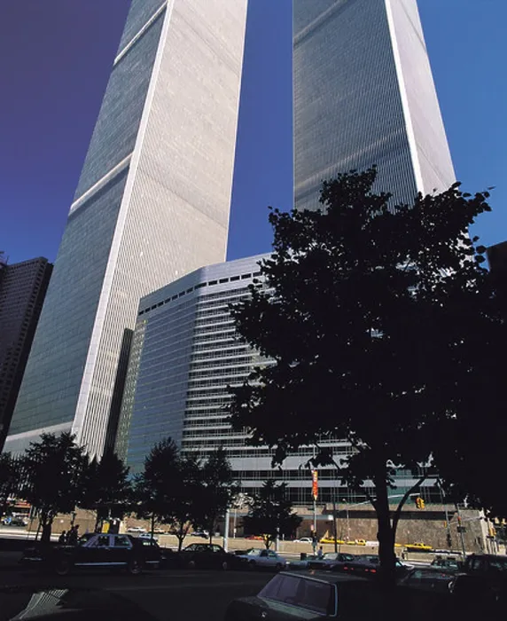 Framed Print : Wide angle shot of the Twin Towers of the World Trade Centre before 9 11 New York USA Framed Print : Wide angle shot of the Twin Towers of the World Trade Centre before 9 11 New York USA