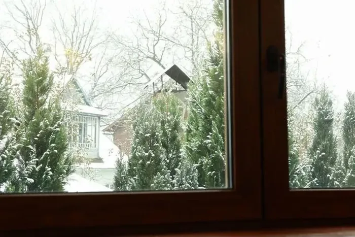 Framed Print : Window of house with view on snowy day Framed Print : Window of house with view on snowy day