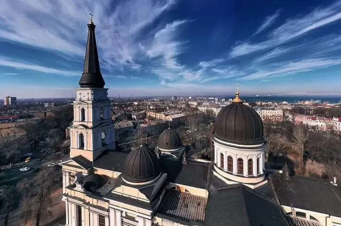 Framed Print : Winter air urbane panorama with Orthodox Cathedral in Odessa, Ukraine. Drone footage, sunny day Framed Print : Winter air urbane panorama with Orthodox Cathedral in Odessa, Ukraine. Drone footage, sunny day