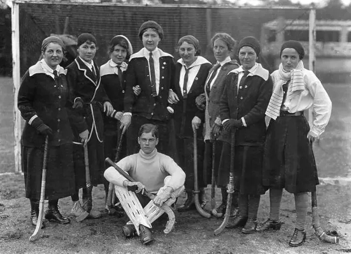 Framed Print : Women's Hockey, 1920