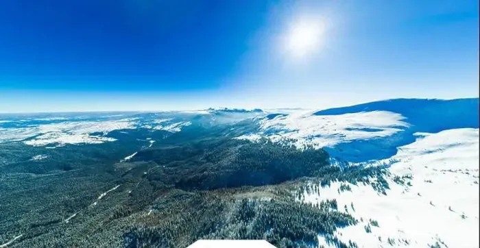 Framed Print : Wonderful giant snowdrifts on the hills in the mountains covered in snow on a sunny frosty winter day Framed Print : Wonderful giant snowdrifts on the hills in the mountains covered in snow on a sunny frosty winter day