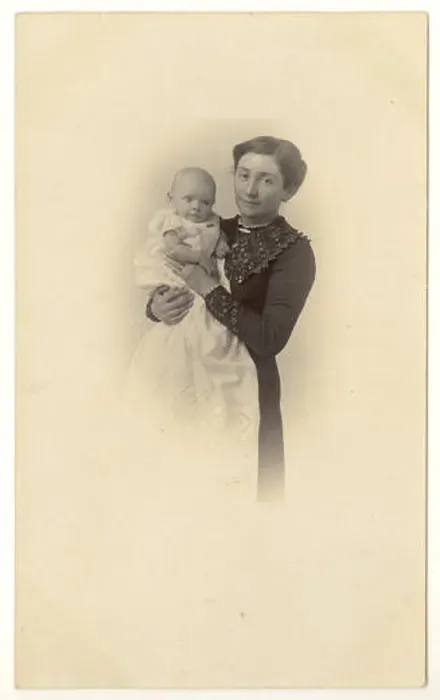 Framed Print : WW1 era postcard of mother holding her 9 weeks old baby girl - Emily Coombe, dated Easter 1918, U.K Framed Print : WW1 era postcard of mother holding her 9 weeks old baby girl - Emily Coombe, dated Easter 1918, U.K