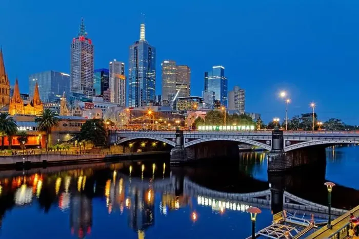 Framed Print : Yarra River Cityscape & Princes Bridge, Melbourne Framed Print : Yarra River Cityscape & Princes Bridge, Melbourne