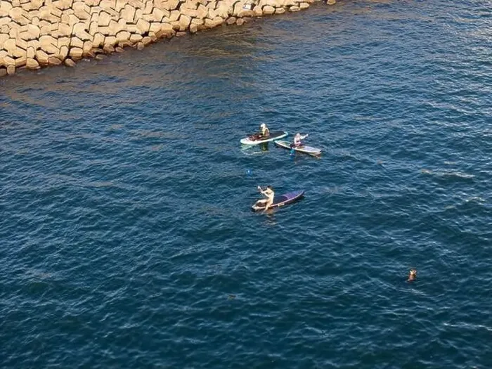 Framed Print : Young people enjoying marine sports such as SUP in Keelung City, Taiwan. September 2024 Framed Print : Young people enjoying marine sports such as SUP in Keelung City, Taiwan. September 2024