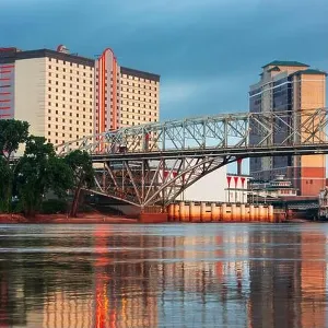 Shreveport, Louisiana, USA downtown skyline on the Red River at twilight