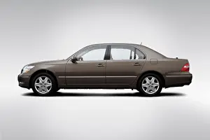Tail Light Prints: 2006 Lexus LS 430 in Brown - Drivers Side Profile