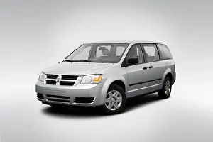2008 Prints: 2008 Dodge Grand Caravan SE in Silver - Front angle view