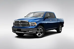 Grille Prints: 2009 Dodge Ram 1500 SLT in Blue - Front angle view