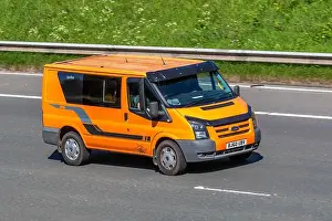Vans Prints: 2010 Orange FORD TRANSIT Sportline 330 SHR p/v panel van