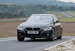 Bend Prints: 2015 BMW F30 shape 340i 3 Series German saloon car