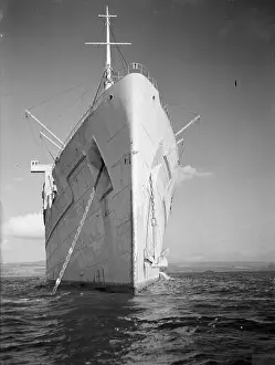 Liner Prints: On 28 September 1944 in Greenock