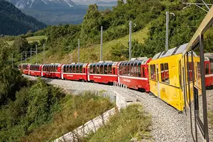Passenger Train Prints: 2s10ddm
